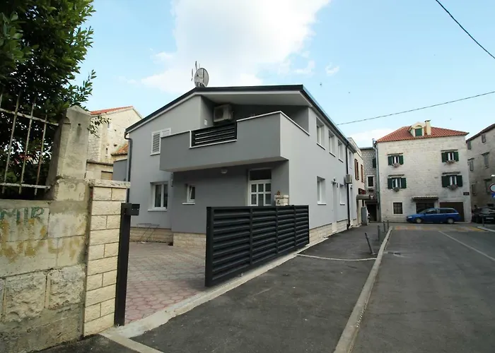 Apartment Kala