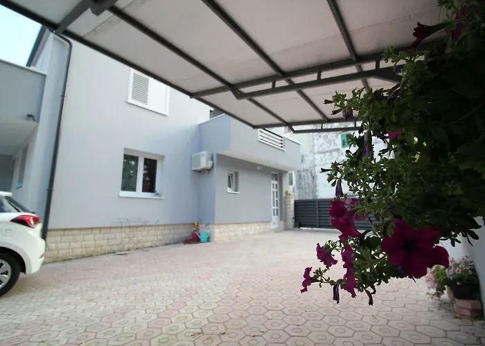 Apartment Kala